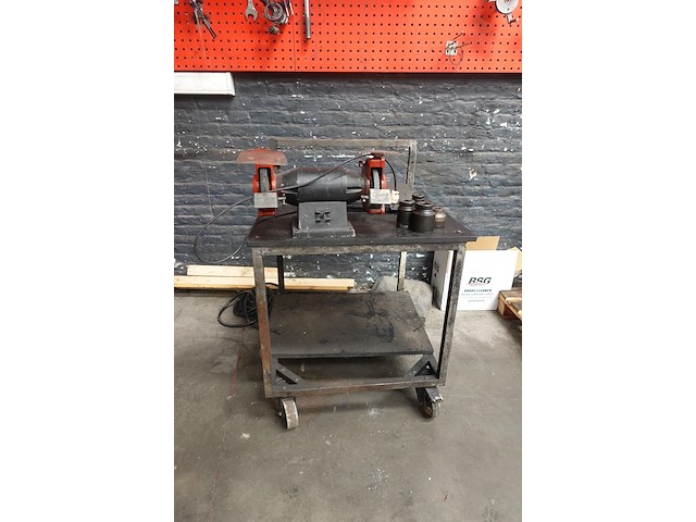 Materiaalbord & inhoud - afbeelding 2 van  9