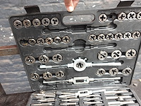 Materiaalbord & inhoud - afbeelding 6 van  9