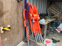 Materiaalcontainer met inhoud - afbeelding 5 van  6