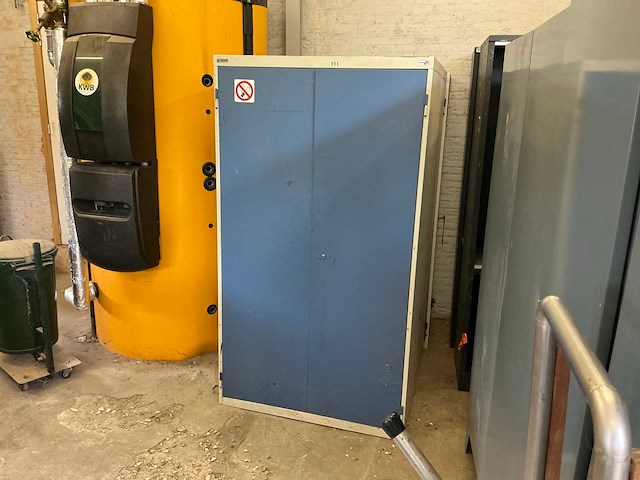 Materiaalkast (3x) - afbeelding 1 van  6
