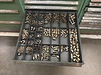 Materiaalkast met inhoud - afbeelding 5 van  6