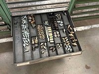 Materiaalkast met inhoud - afbeelding 6 van  7