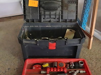 Materiaalkist met materiaal - afbeelding 1 van  3