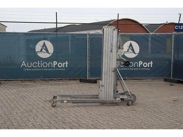 Materiaallift liftsmart mli-25 std base/ forks ce 272kg 2017 - afbeelding 1 van  1
