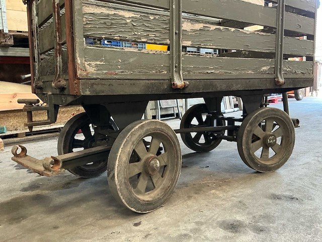 Materiaalwagen 4x4 overige legeruitrusting - afbeelding 6 van  8