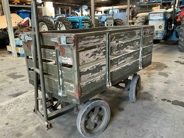 Materiaalwagen 4x4 overige legeruitrusting - afbeelding 3 van  8
