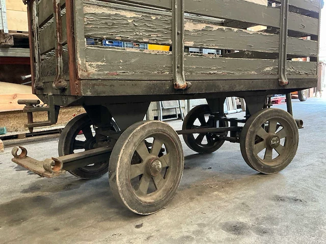 Materiaalwagen 4x4 overige legeruitrusting - afbeelding 6 van  8