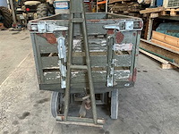 Materiaalwagen 4x4 overige legeruitrusting - afbeelding 1 van  3
