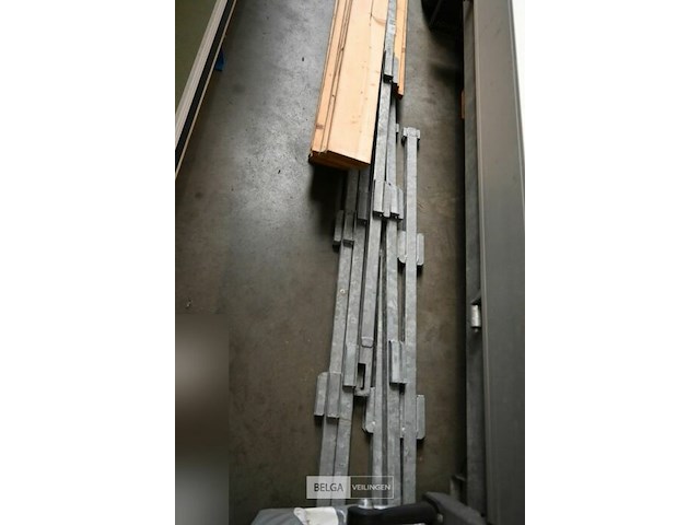 Materialen voor opbouw aanhangwagen - afbeelding 1 van  5