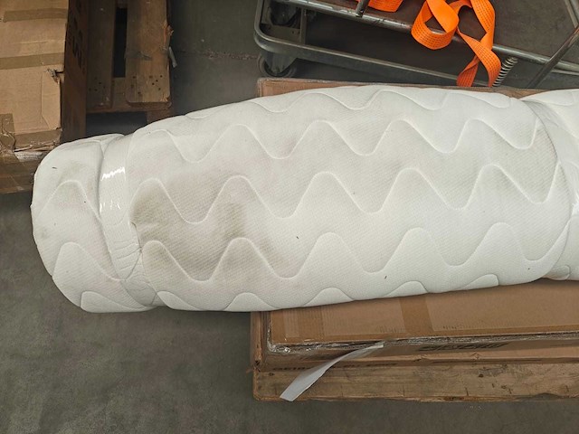 Matras + matrastopper 180 x 200 cm - afbeelding 5 van  8