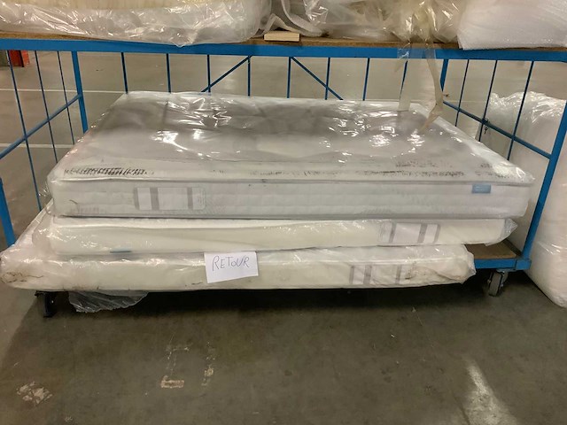 Matras - afbeelding 1 van  1
