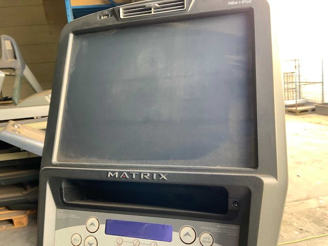 Matrix a7xe ascent trainer crosstrainer - afbeelding 4 van  6