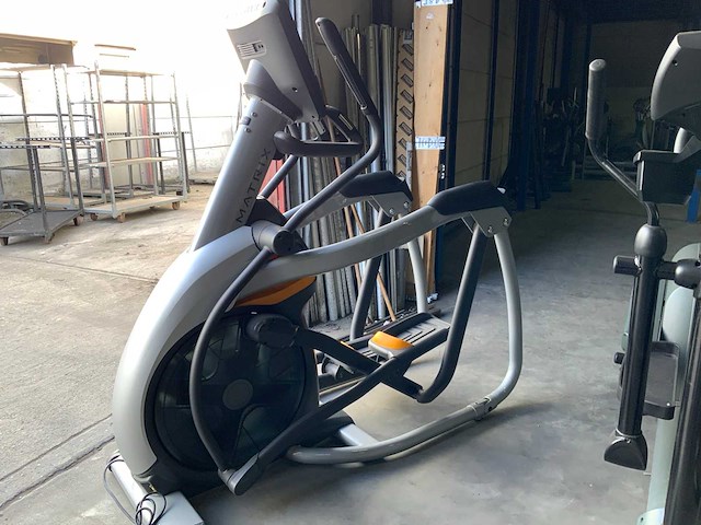 Matrix a7xe ascent trainer crosstrainer - afbeelding 6 van  6