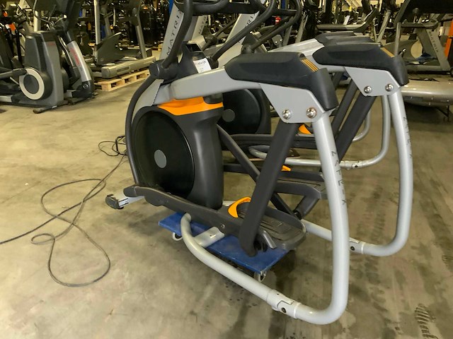 Matrix a7xe ascent trainer crosstrainer - afbeelding 5 van  5