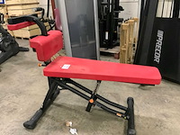 Matrix abdominal crunch bench krachtstation - afbeelding 1 van  2