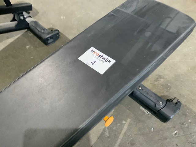 Matrix adjustable bench krachtstation - afbeelding 2 van  4