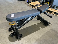 Matrix adjustable bench krachtstation - afbeelding 4 van  4