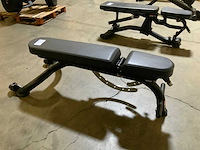 Matrix adjustable bench krachtstation - afbeelding 3 van  3