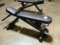 Matrix adjustable bench krachtstation - afbeelding 2 van  3