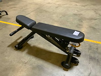 Matrix adjustable bench krachtstation - afbeelding 3 van  4