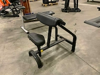 Matrix aura biceps curl krachtstation - afbeelding 4 van  4