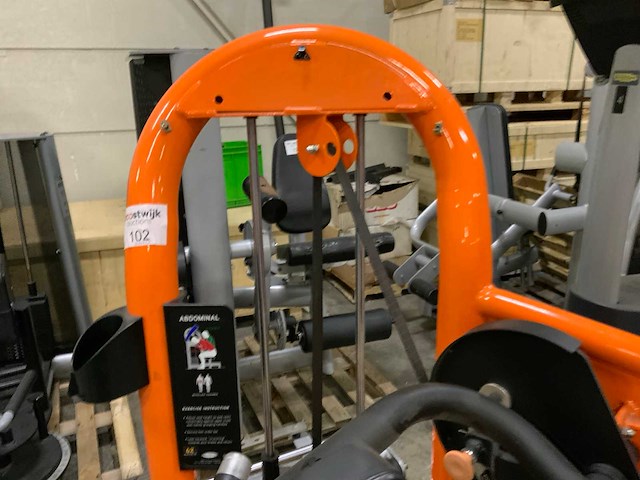 Matrix aura g3 abdominal krachtstation - afbeelding 1 van  4