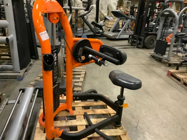 Matrix aura g3 abdominal krachtstation - afbeelding 3 van  4