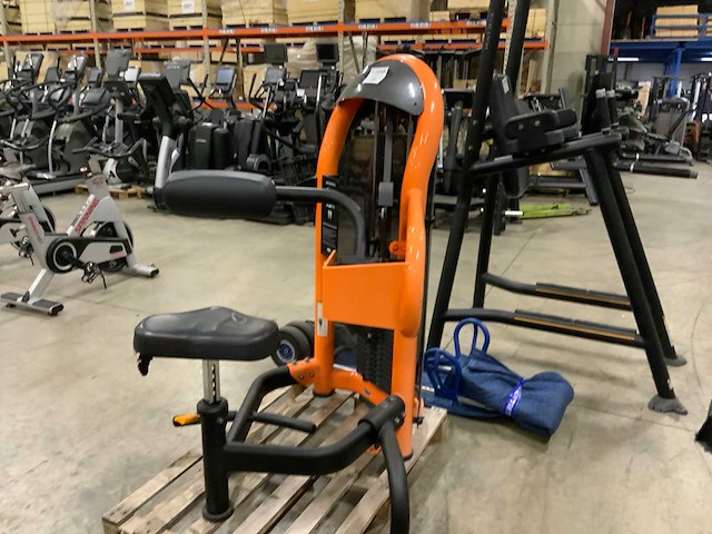 Matrix aura g3 abdominal krachtstation - afbeelding 4 van  4