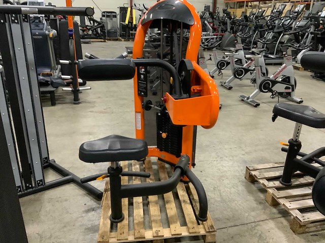 Matrix aura g3 abdominal krachtstation - afbeelding 3 van  5