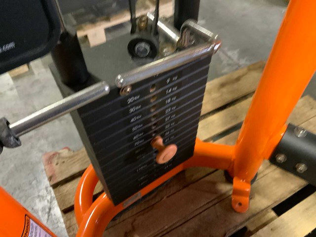 Matrix aura g3 abdominal krachtstation - afbeelding 4 van  5