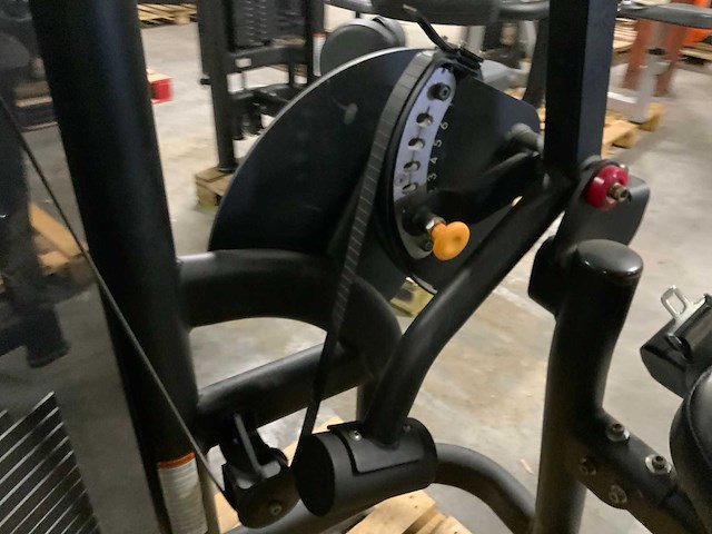 Matrix aura g3 back extension krachtstation - afbeelding 2 van  5