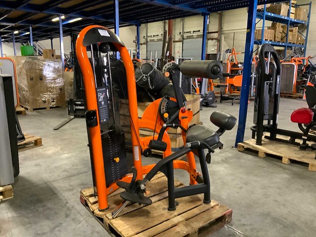 Matrix aura g3 back extension krachtstation - afbeelding 1 van  6