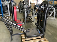 Matrix aura g3 calf press krachtstation - afbeelding 1 van  6