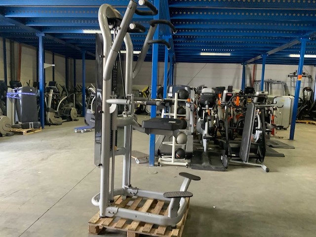 Matrix aura g3 easy chin dip assist krachtstation - afbeelding 1 van  4