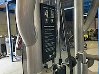 Matrix aura g3 easy chin dip assist krachtstation - afbeelding 2 van  4