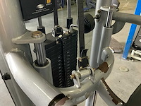 Matrix aura g3 easy chin dip assist krachtstation - afbeelding 3 van  4