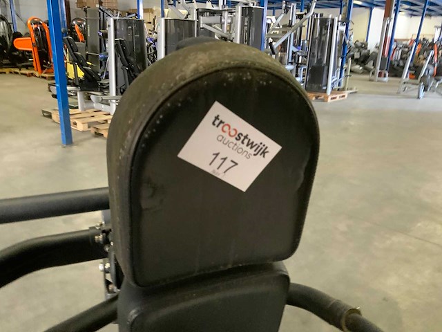 Matrix aura g3 easy chin dip assist krachtstation - afbeelding 2 van  5