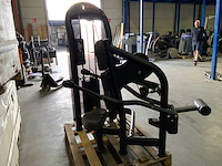 Matrix aura g3 easy chin dip assist krachtstation - afbeelding 5 van  5