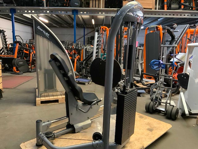 Matrix aura g3 legpress krachtstation - afbeelding 2 van  6