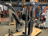 Matrix aura g3 legpress krachtstation - afbeelding 2 van  6