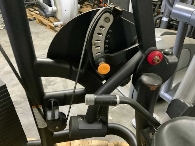 Matrix aura g3 lowerback krachtstation - afbeelding 3 van  6