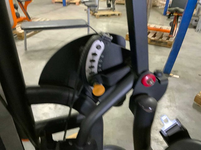 Matrix aura g3 lowerback krachtstation - afbeelding 3 van  6