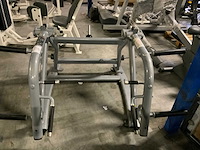 Matrix aura g3 lunge machine krachtstation - afbeelding 2 van  3