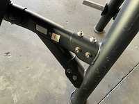 Matrix aura g3 olympic incline benchpress krachtstation - afbeelding 5 van  5