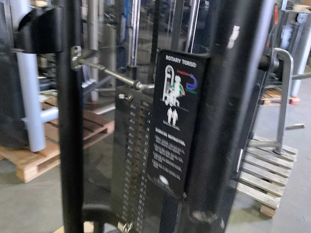 Matrix aura g3 rorary torso krachtstation - afbeelding 1 van  4