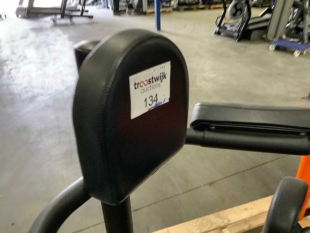 Matrix aura g3 rotary hip krachtstation - afbeelding 2 van  5