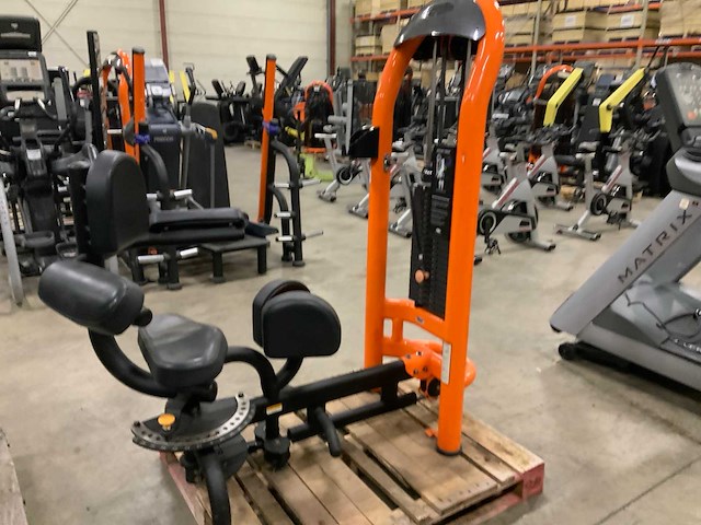 Matrix aura g3 rotary hip krachtstation - afbeelding 1 van  6