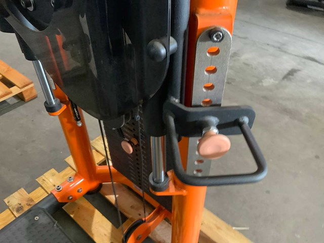 Matrix aura g3 rotary hip krachtstation - afbeelding 5 van  6