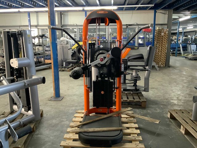 Matrix aura g3 rotary hip krachtstation - afbeelding 1 van  4
