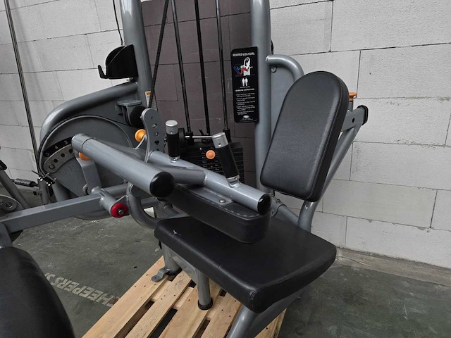 Matrix aura g3 seated leg curl - afbeelding 2 van  4